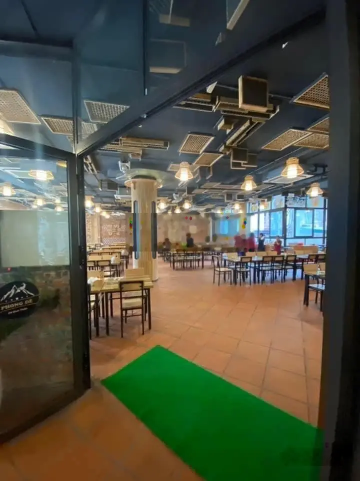 Toà nhà đa năng 3 mặt thoáng - kết hợp văn phòng - nhà hàng - showroom - sổ đỏ lâu dài