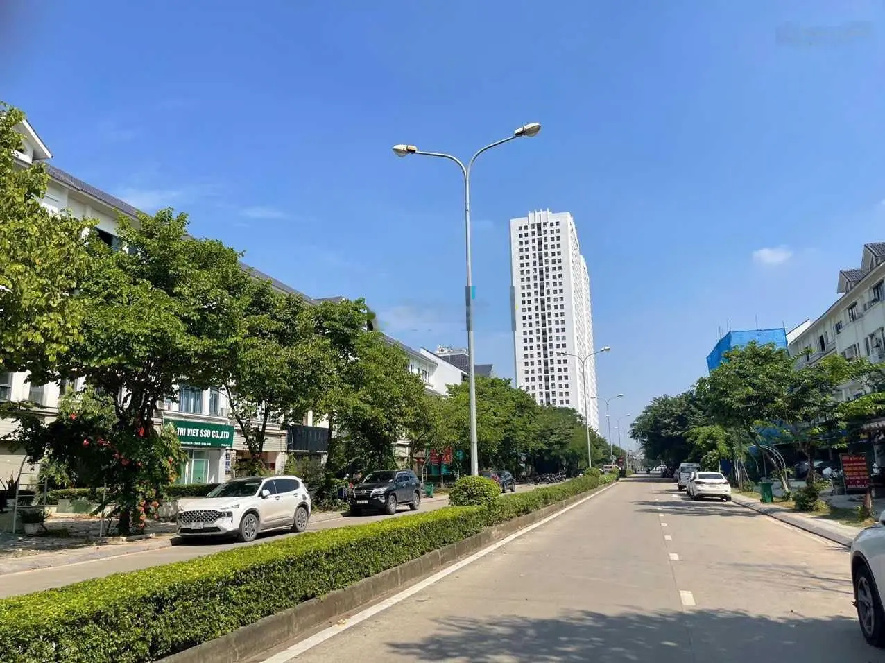 Cần bán một số căn tài chính từ 12 tỷ tại geleximco lê trọng tấn