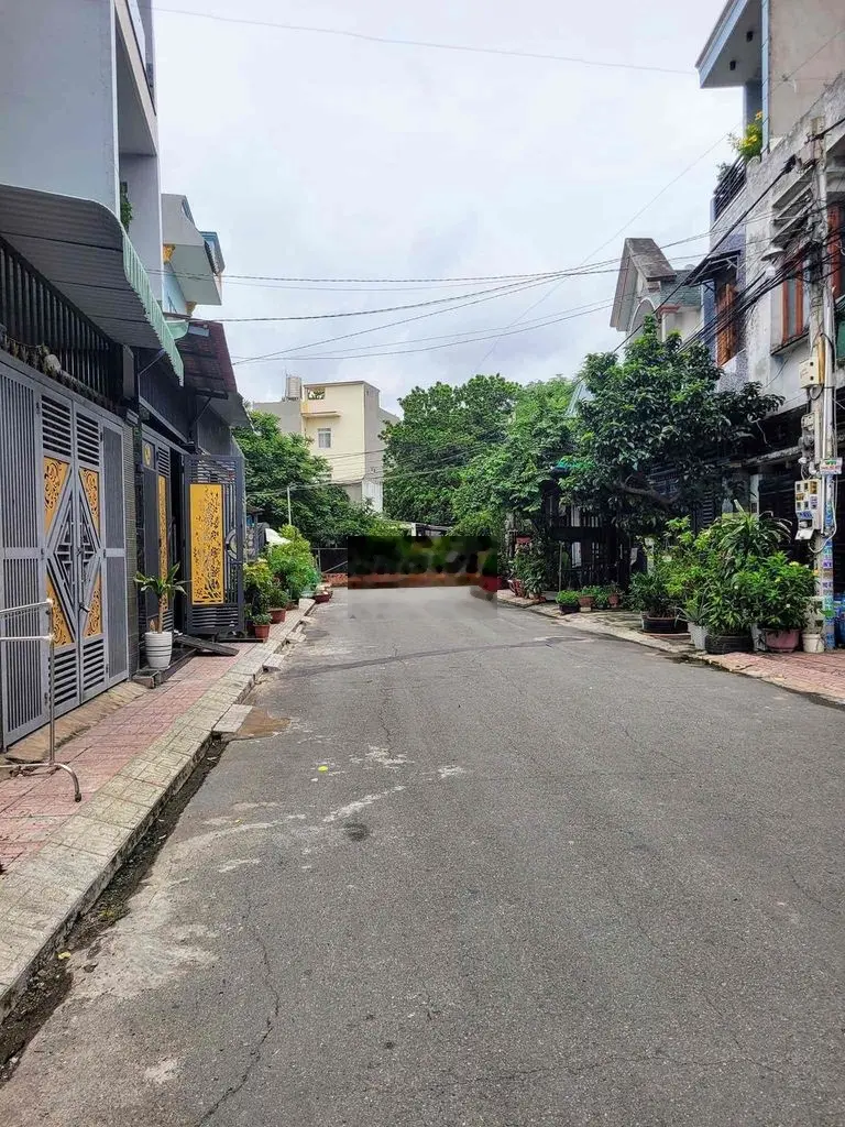 Bán đất Đ.Chợ Hoàng Gia 180m2/890Tr cách Chợ Hoàng Gia chỉ 1km