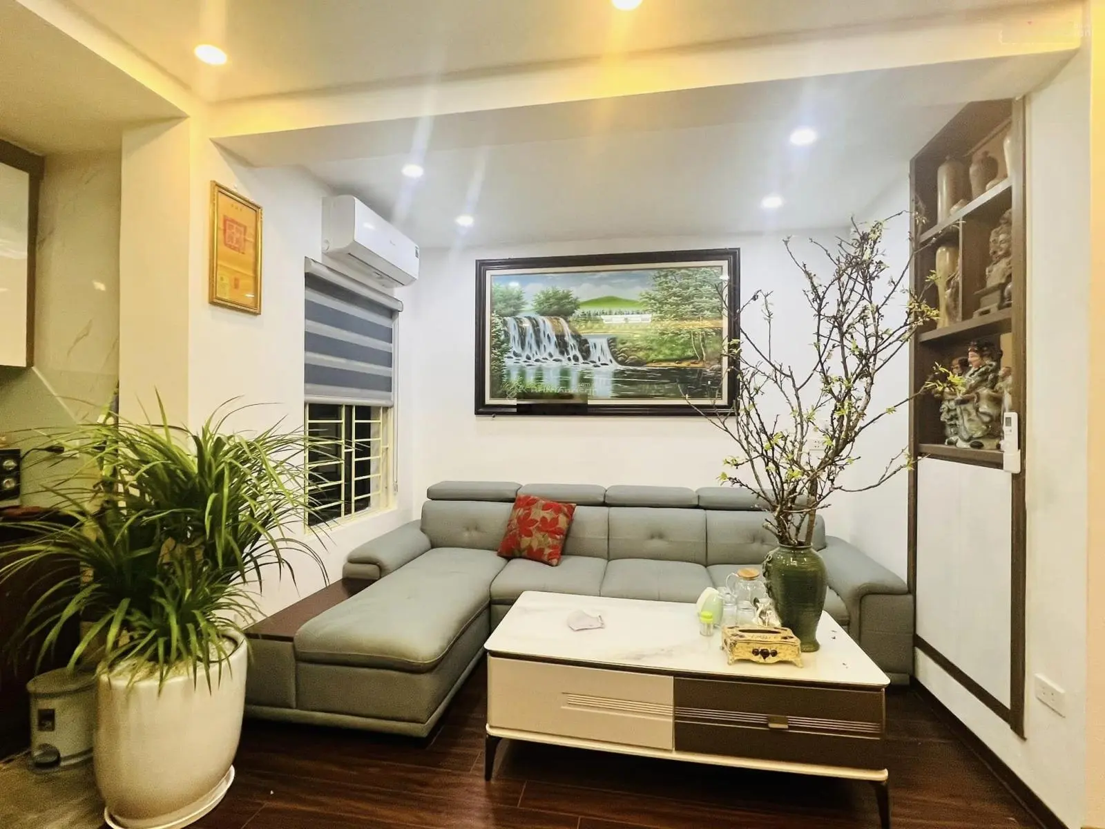 Hoa hậu! Nghi Tàm, Tây Hồ, tầng 1, 2 thoáng, ô tô, 90m2, 2PN 2WC nhà đẹp chỉ 3,63 tỷ