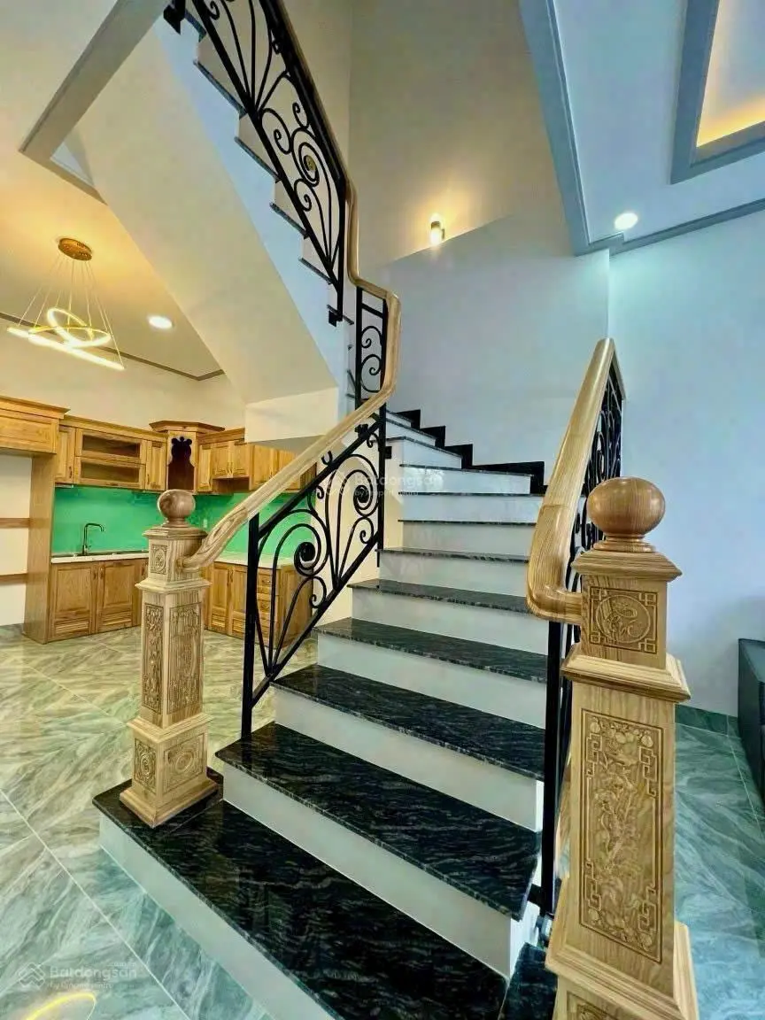 Bán nhà mới đẹp mới tinh 100% Thủ Dầu Một Bình Dương 120m2 gần TP Mới sát chợ Phú Mỹ