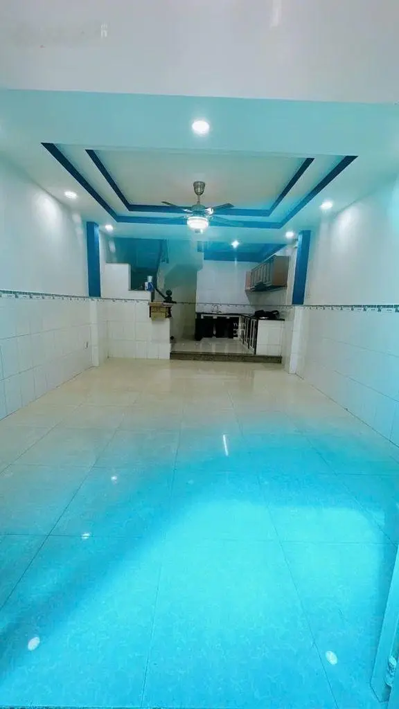 BÁN NHÀ , P2 ÂU DƯƠNG LÂN - 44M2 , 3 TẦNG , NGANG 4M - NỞ HẬU - CHỈ 6,3Tỷ