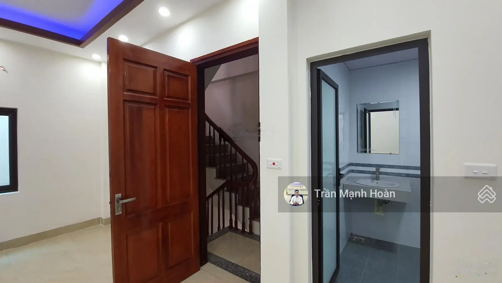 Chính chủ bán nhà 4T 4PN DT rộng 56m2 có sân ngay Nhà Văn Hóa Mậu Lương Kiến Hưng Hà Đông. Giá 4tỷ9