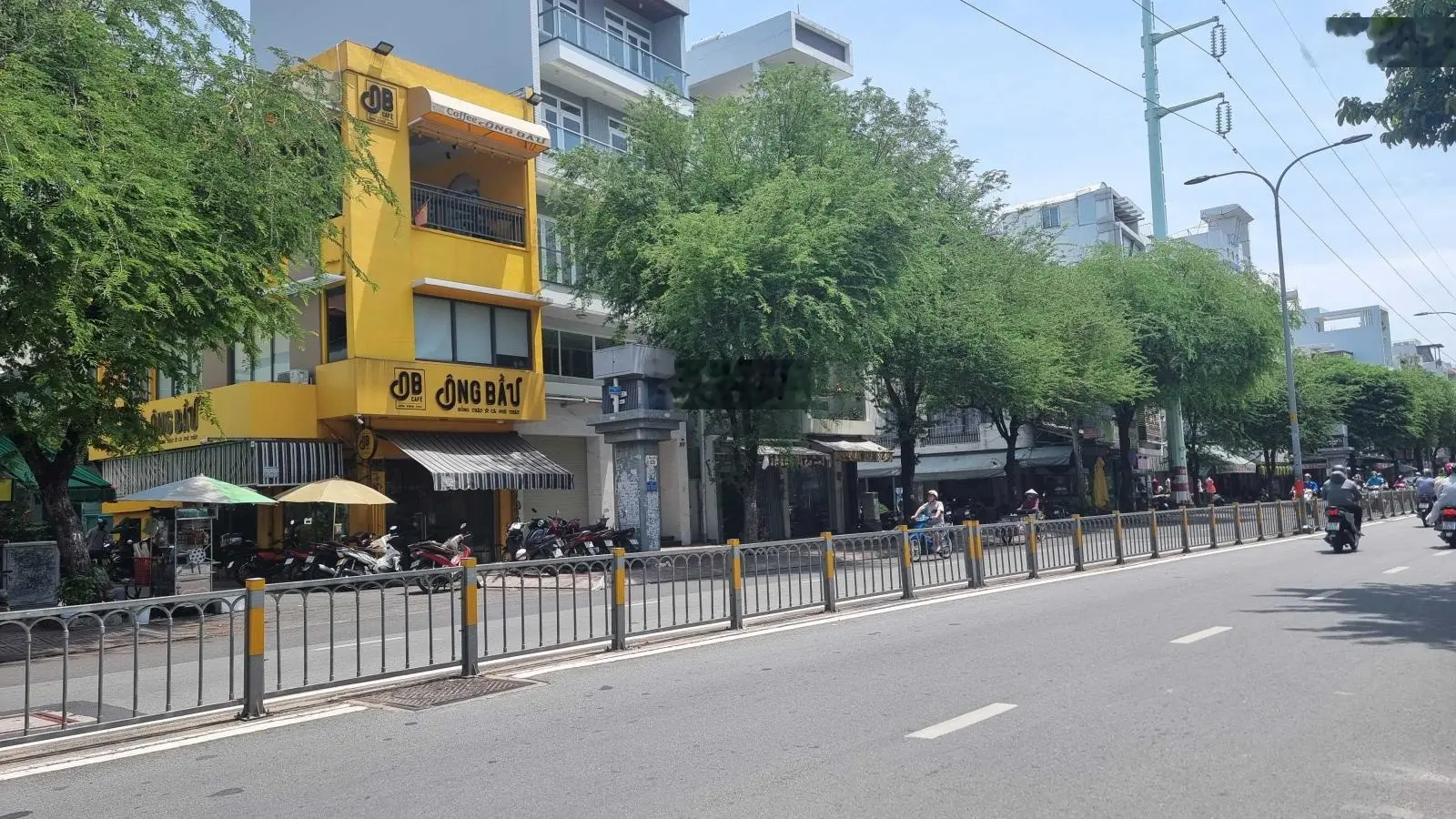 Nhà góc 3 mặt tiền kinh doanh Minh Phụng Q. 11 (3,9*12,5m) chỉ 15 tỷ 8