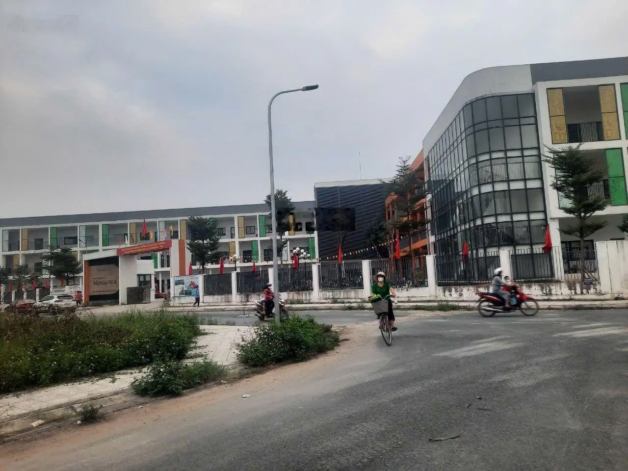 Bán đất tại xã vân canh,khu 4.5ha, 50-115m2,mặt tiền 6.5,cạnh vành đai 3.5,đô thi vườn can,an lạc.