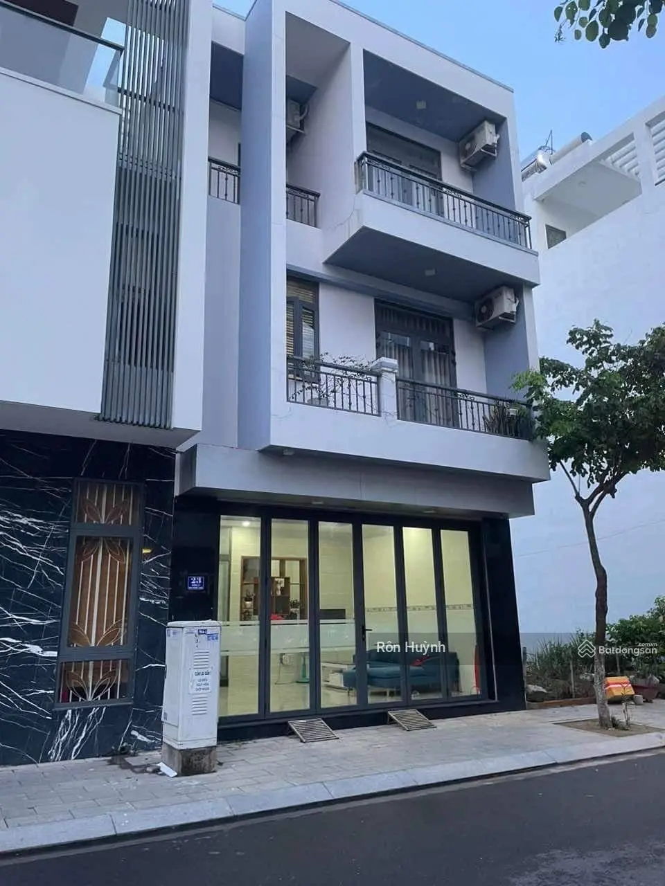 Chỉ hơn 5tỷ chút sở hữu ngay căn nhà 3 tầng ngang 6m thuộc KĐT VCN Phước Long sổ hồng hoàn công