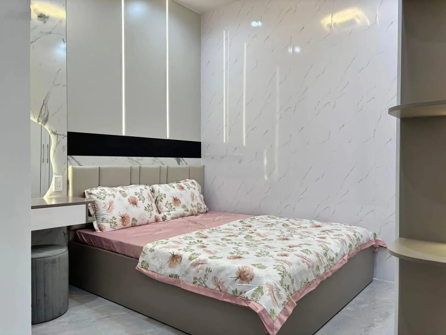 Bán nhà đẹp 122m x 2 tầng sân vườn thoáng mát Hoàng Diệu, trung tâm quận Hải Châu