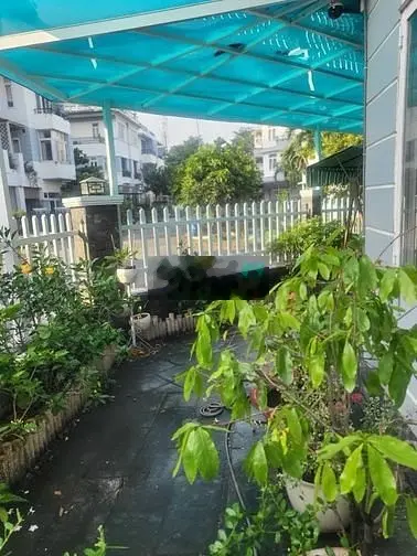 Bán Biệt Thự Góc KDC Gia Hoà DT 187.5m2 giá 21.5 tỷ, SHR, alo em Nhi