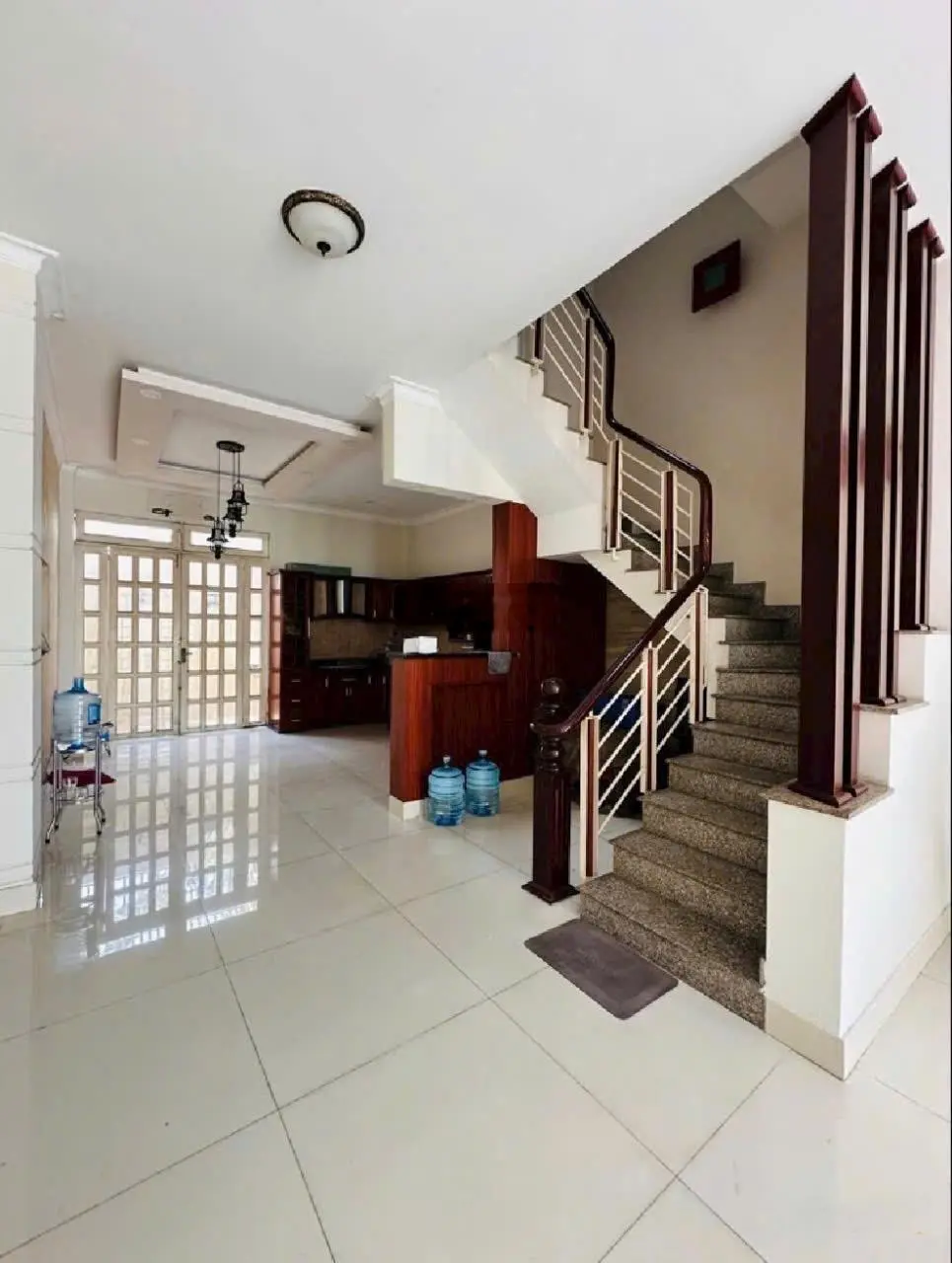 Bán gấp nhà hxt phú hữu, quận 9, diện tích 180m2 , giá nhỉnh 12,7 tỷ