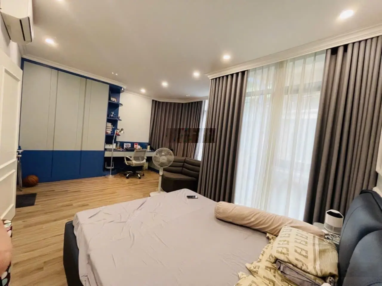 Cần Thanh Khoản Nhanh Căn Nhà Đặng Văn Ngữ - Ngõ Nông Gần Phố - Gần Hồ Ở Sướng