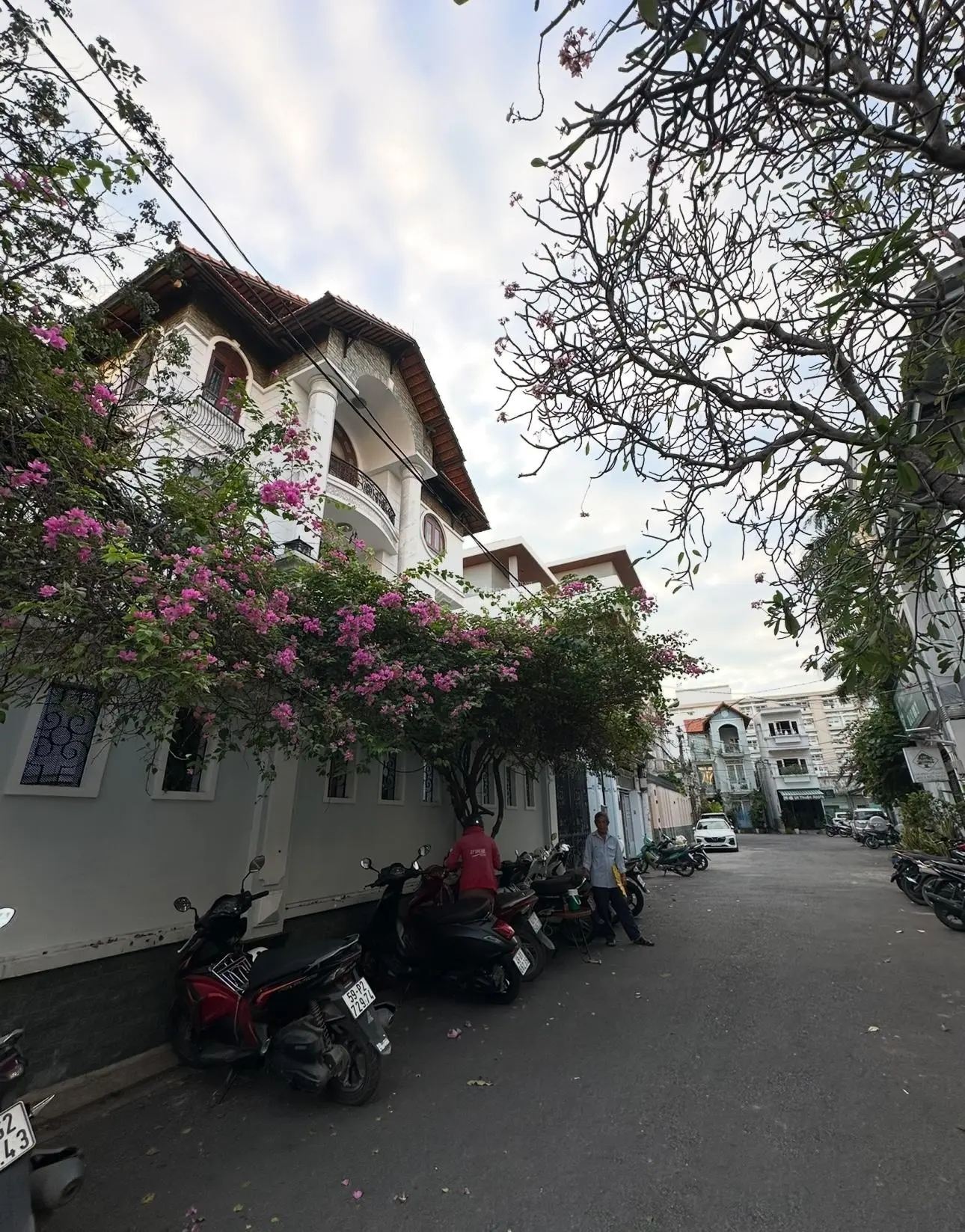 Dương Quảng Hàm - Nguyễn Thái Sơn - P5 - GV - 61m2 - 2tầng - ngang 4 x 15 - hẻm xe tải né - 7tỷ