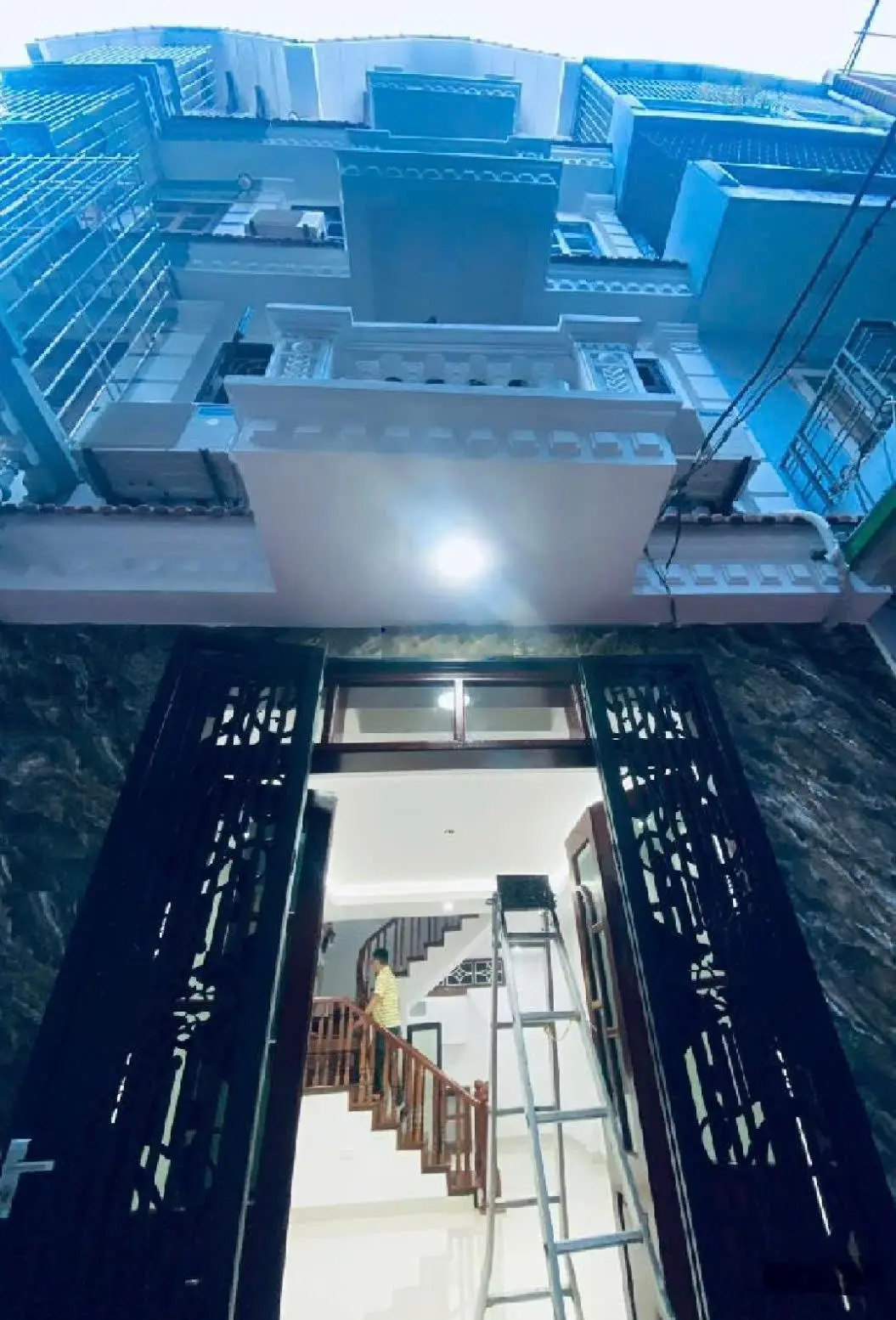 SIÊU PHẨM NHÀ XUÂN THỦY - 54M - 4T - MT4,2 - NHÀ MỚI ĐẸP LUNG LINH - 90M RA PHỐ - GIÁ CHÀO 9,4 TỶ