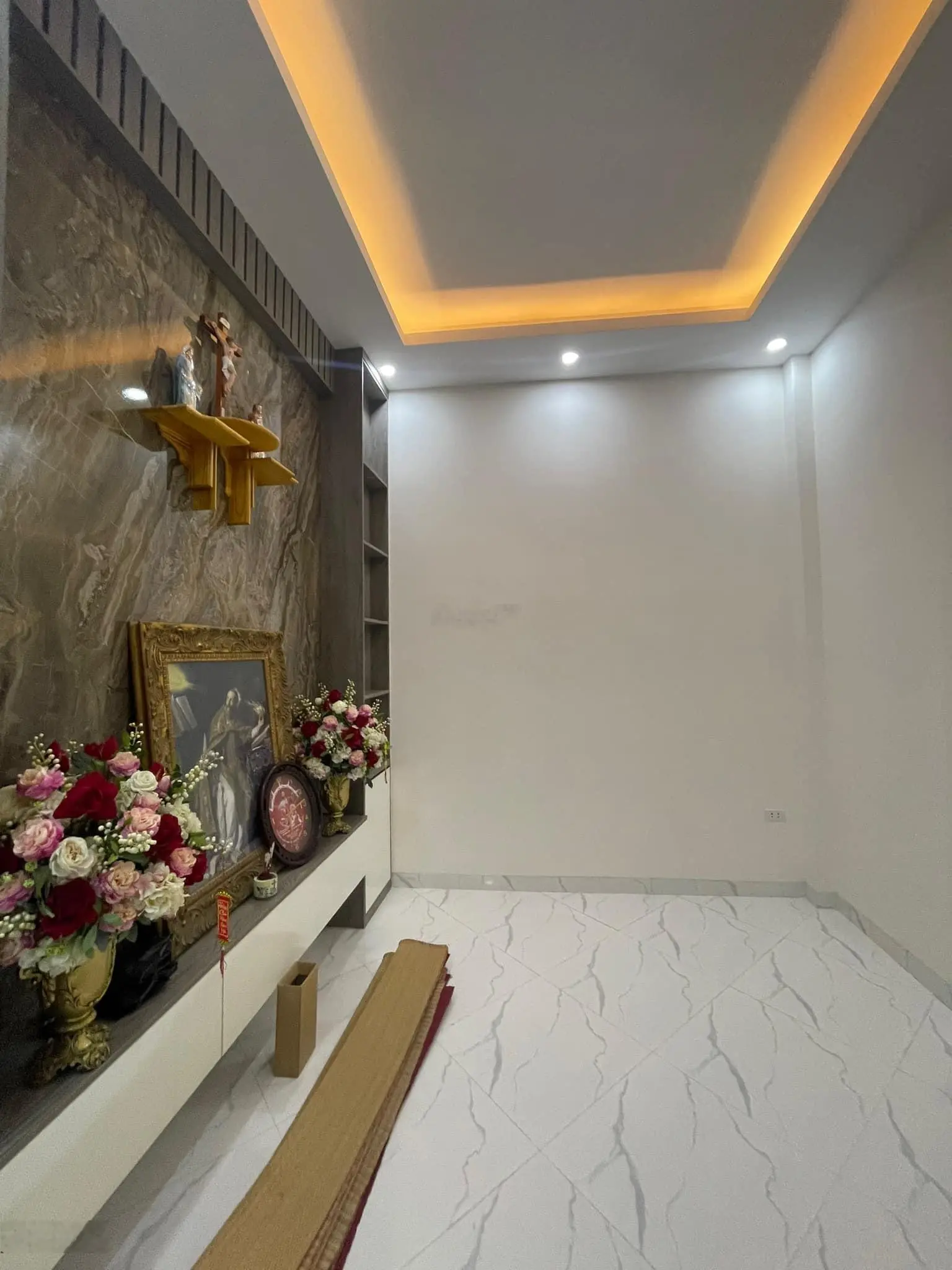 Chủ cần bán gấp căn nhà ngõ 85 Mậu Lương. 30m2 x 4,5 tầng
