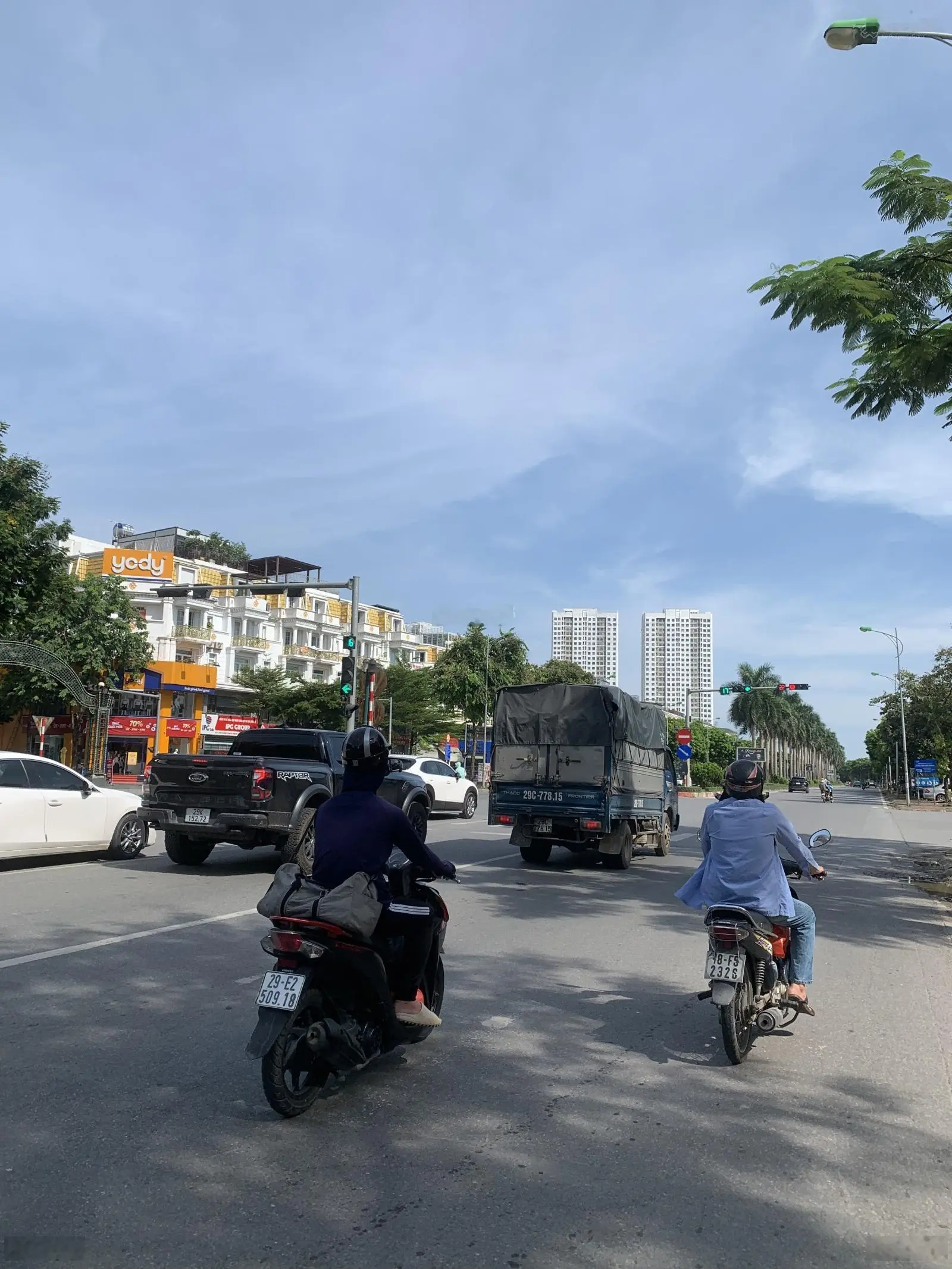 SIÊU PHẨM DƯƠNG NỘI HÀ ĐÔNG-PHÂN LÔ VỈA HÈ-KINH DOANH-SỔ HOA HẬU.7T.THANG MÁY:DT50m:MT4M:HƠN 12TỶ.