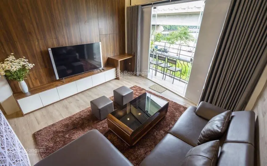 Bán nhà mặt phố Hoàng Cầu, 28,5 tỷ, 50m2, hàng hiếm tại Đống Đa, Hà Nội, vỉa hè, kinh doanh đa dạng