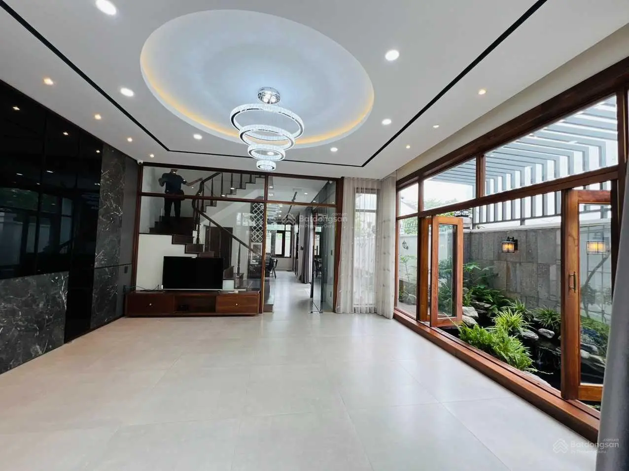 Biệt thự song lập 8x22m 176m2, một trệt 2 lầu, ST hướng Đông Nam, đối diện công viên đẹp 21,5 tỷ