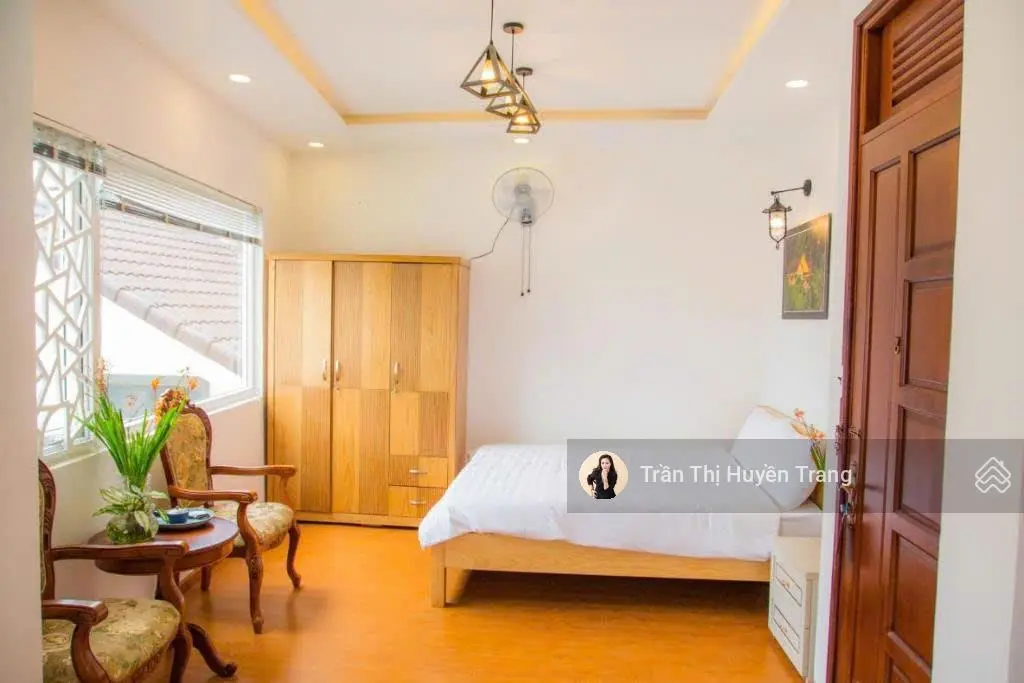 Bán nhà phân lô VIP Xuân La, 90m2 6 tầng MT 6m, kinh doanh, ô tô đỗ chục chiếc trước cửa 25 tỷ