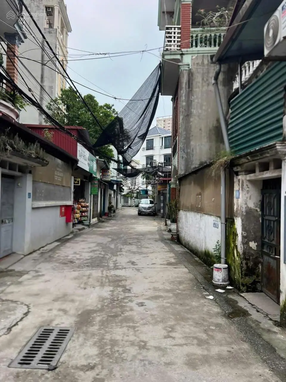 Hiếm, bán mảnh đất vàng trong làng Phú Diễn, ô tô đỗ gần, 50m, giá đầu tư