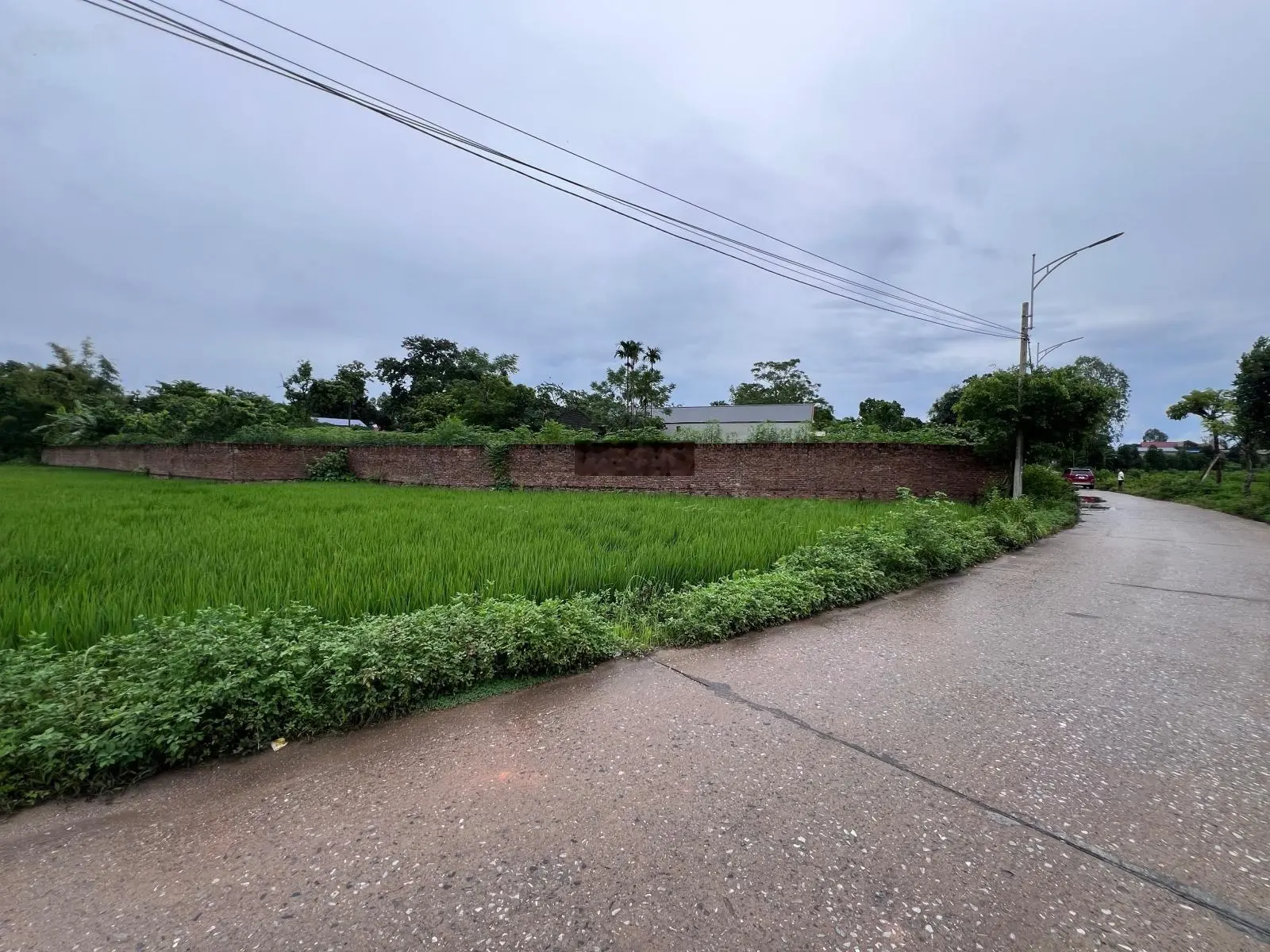 Bán gấp 2240m2 300m2 TC tại phường Đắc Sơn, Phổ Yên Thái Nguyên, cách DT 301 vào 200m