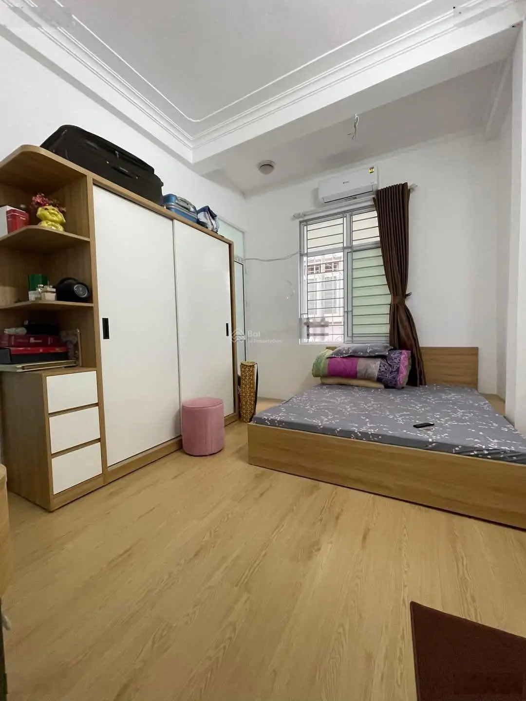 Bán nhà Bạch Mai, quận HBT. DTSD 30.2/42m2* 4 Tầng *4 PN full tiện ích. Chỉ 5,5 tỷ.