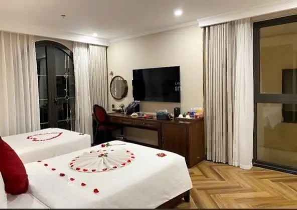 Siêu phẩm tòa căn hộ cao cấp phố Hàn Nguyễn Xuân Khoát full nội thất doanh thu 85tr/tháng
