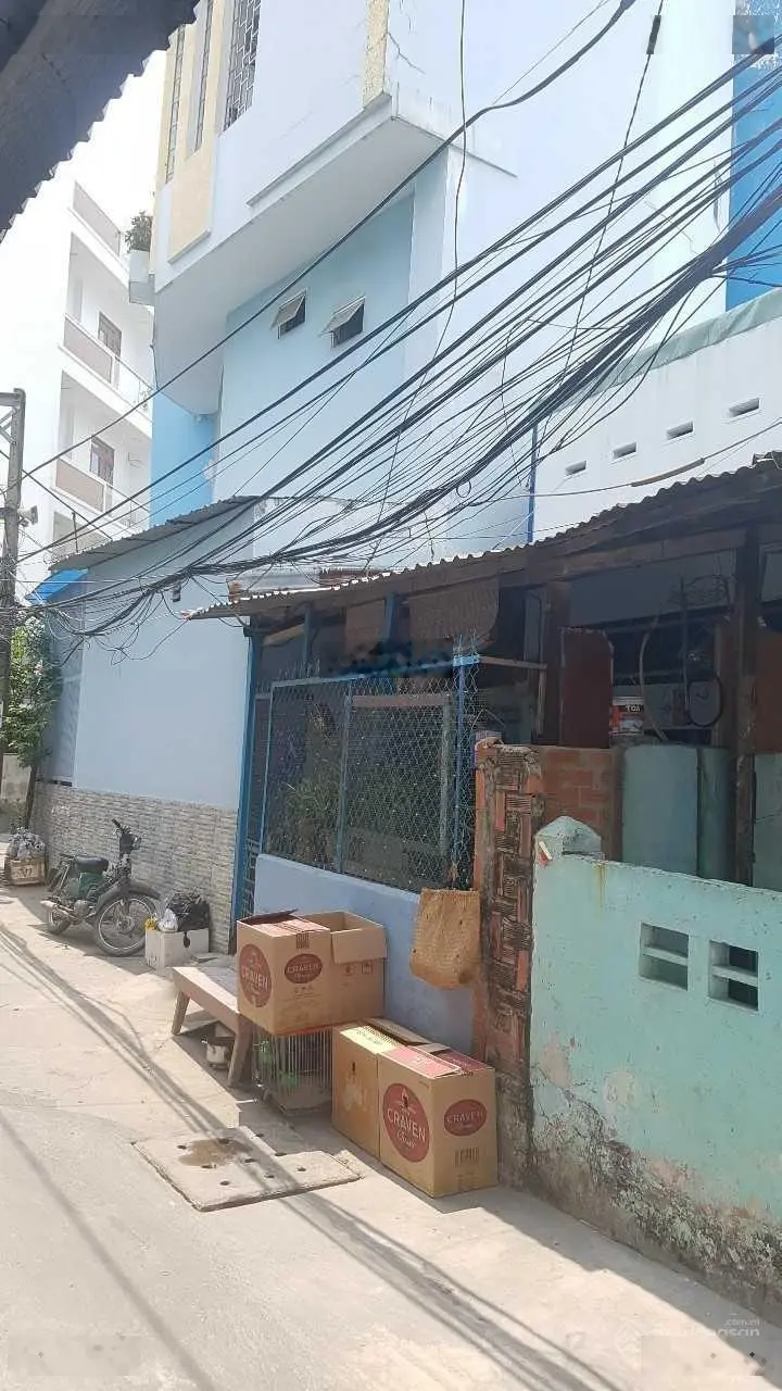 Bán nhà mặt tiền đường số Phạm Hùng Quận 8. (77.8m2) ô tô đỗ cửa, nhà cũ tiện xây mới, chỉ 6.X tỷ