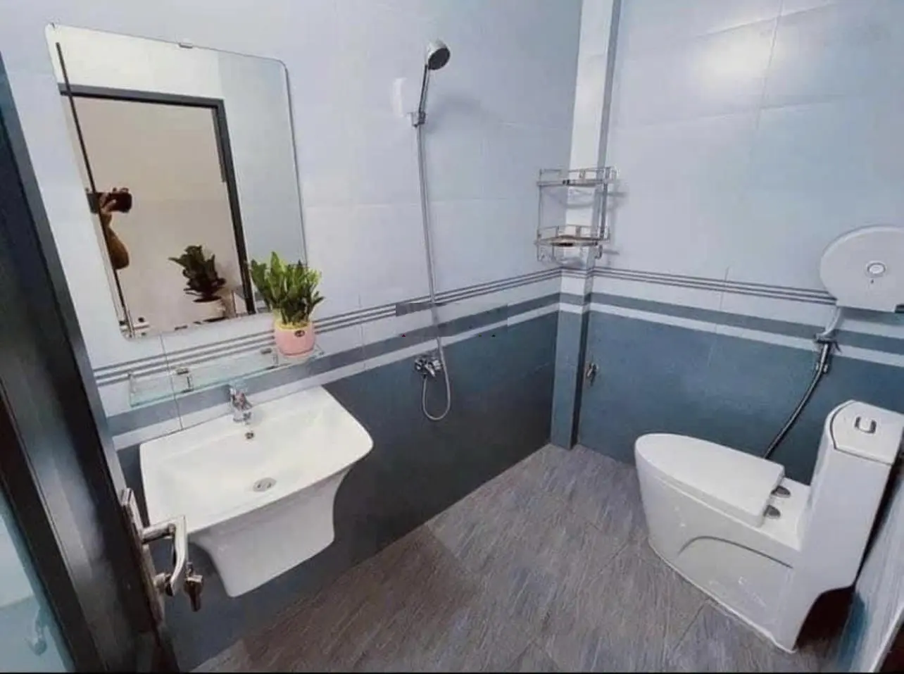 Chính chủ kẹt vốn cần bán gấp căn nhà Bình Chánh giá rẻ