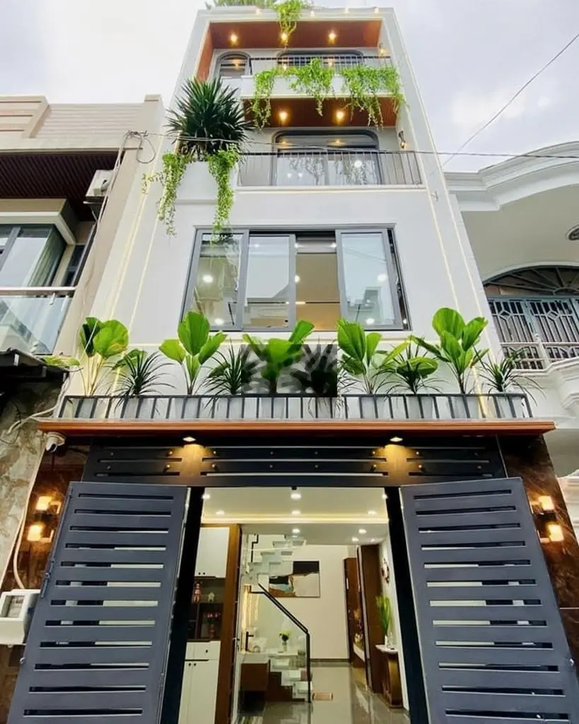 Siêu phẩm nhà Lạc Long Quân Tân Bình. Giá 3tỷ620TR, DT 52m2