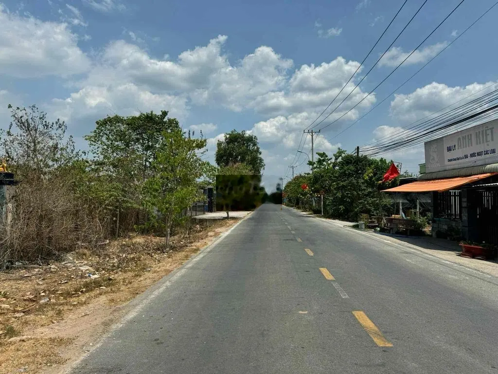 CẦN BÁN NHANH LÔ ĐẤT