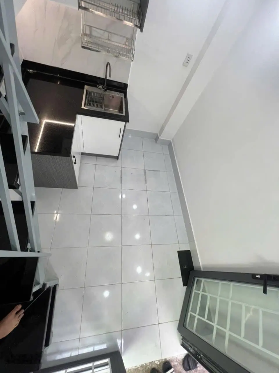 Nhà bán đẹp , 3 tầng , dtsd 21m2 , Hoàng diệu , phường 4 Quận 4.