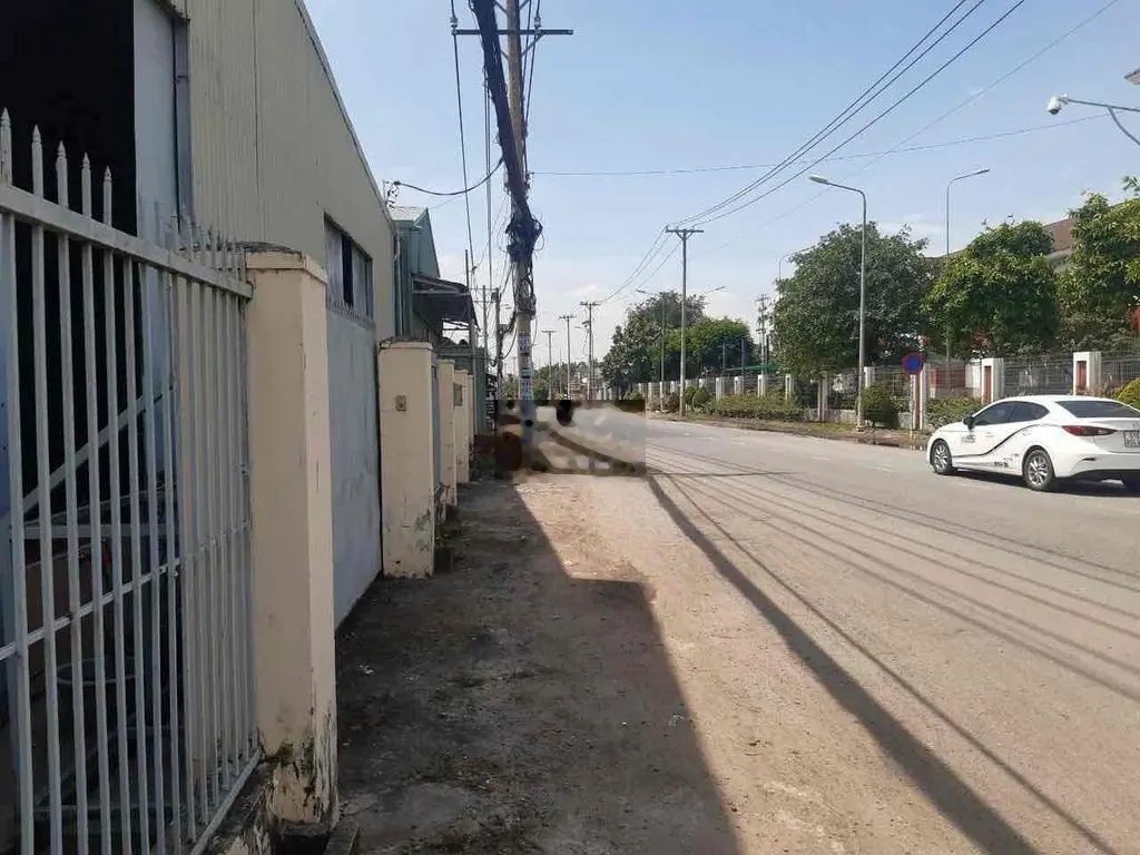 Bán lô đất thổ 1500m2, mặt tiền Tân Hiệp, Hóc Môn