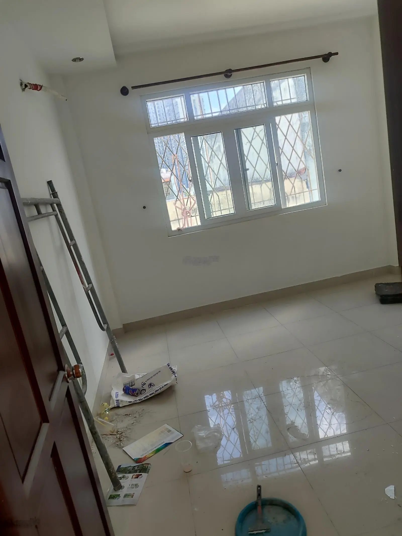 Bán nhà hẻm 5m Kinh Dương Vương 76m2 3 lầu