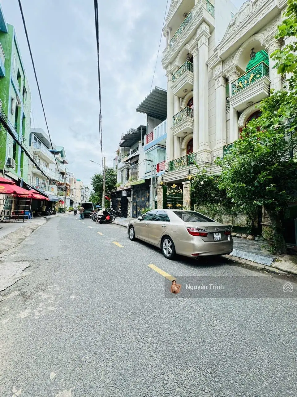 Rẻ nhất khu Him Lam Linh Chiểu an ninh đối diện công viên, nhà 1T2L có sân thượng. KD tốt. Hơn 11tỷ