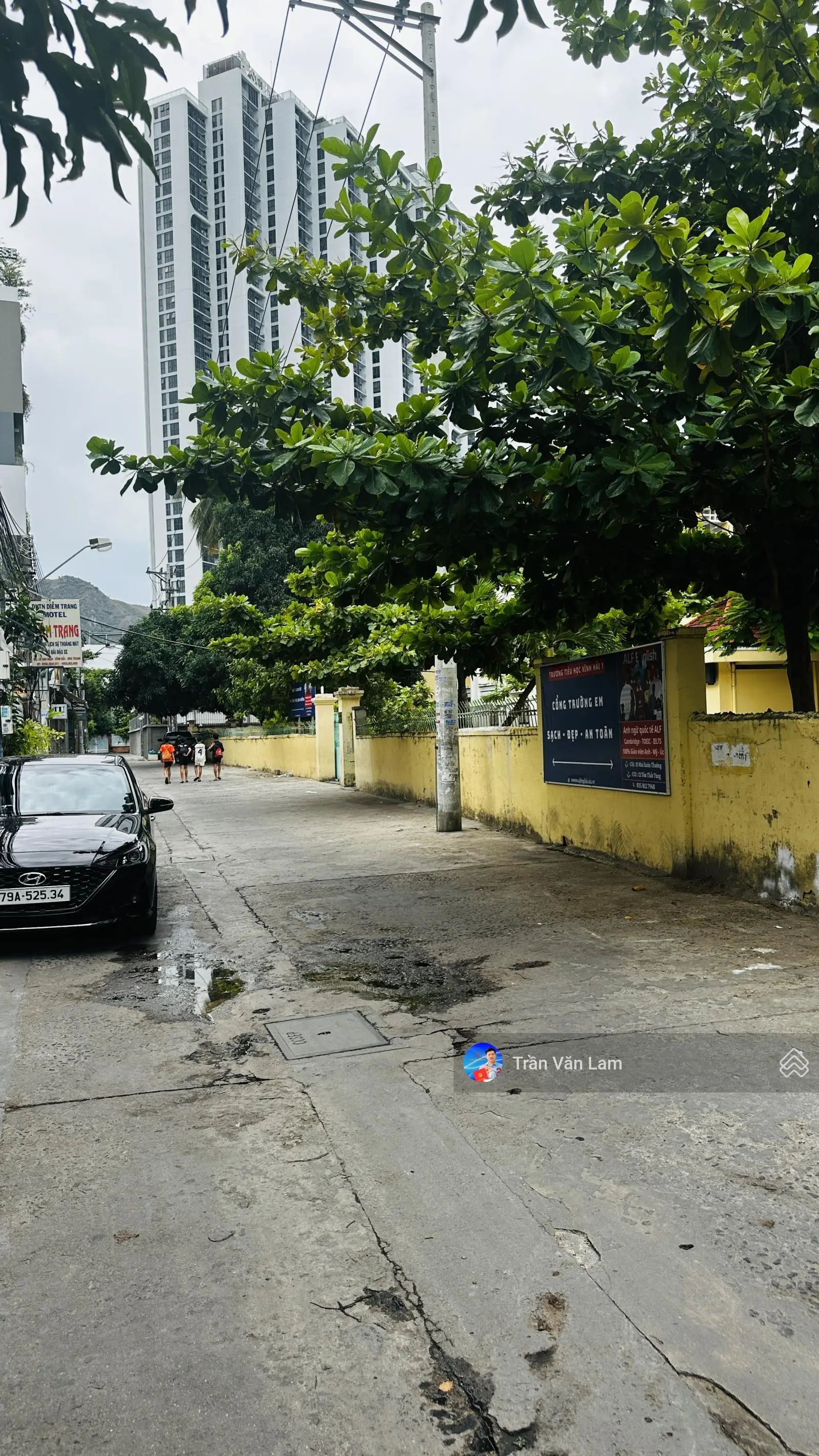 Bán nhà 3 tầng mặt tiền sao biển cách bãi tắm biển 200m