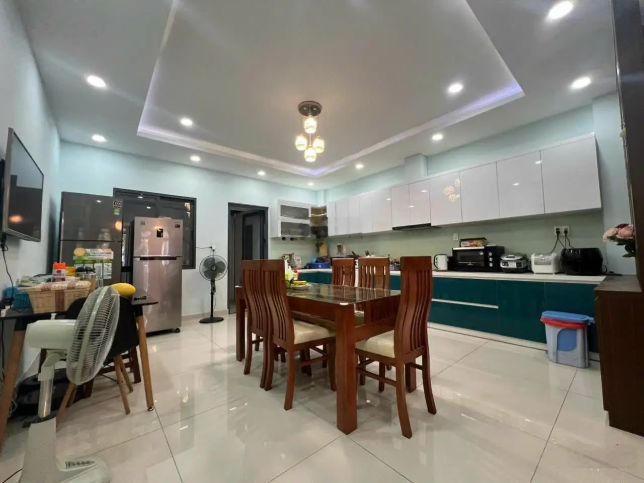 Căn giá tốt nhất Vạn Phúc - 5x20m - hầm 4 tầng - Full nội thất đẹp - Có sẵn sổ hồng