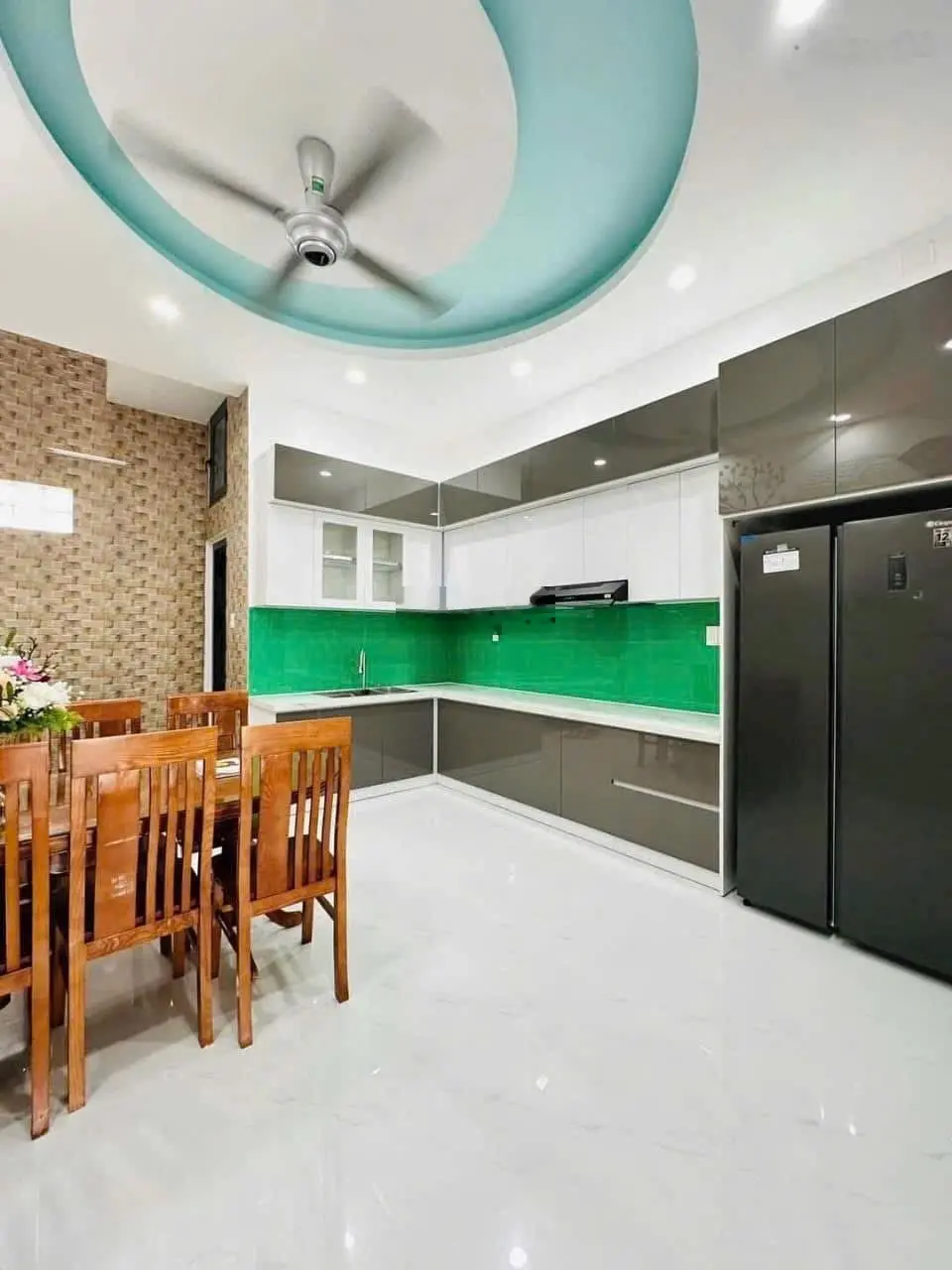 Nhà riêng bán tại Lê Đại Hành, 2,99 tỷ, 52m2, 3PN, 3WC, pháp lý đầy đủ, Q11, HCM