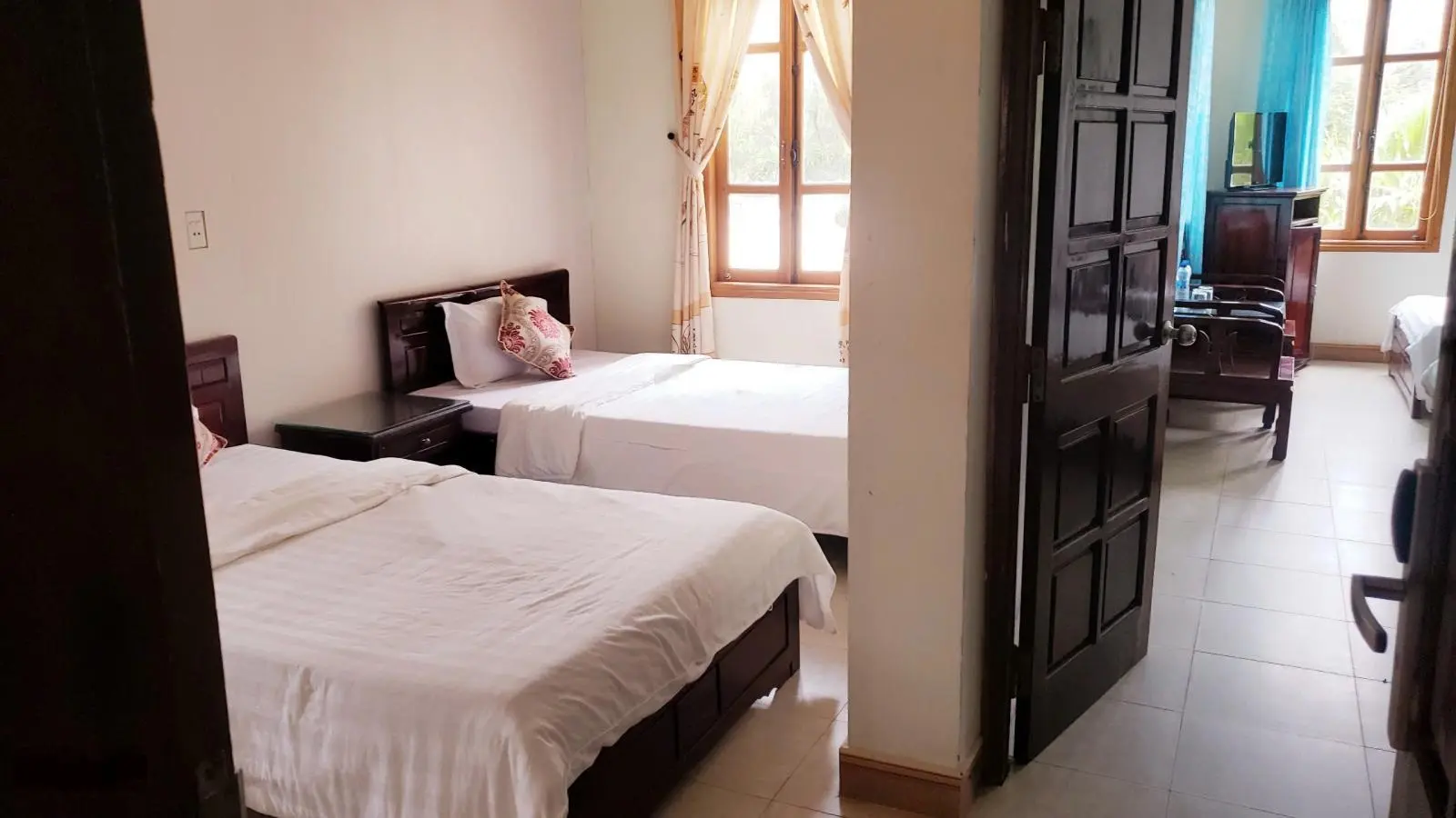 Chính chủ bán nhanh Khách Sạn Ban Mai siêu rộng đẹp tại biển Trương Pháp - Đồng Hới - Quảng Bình
