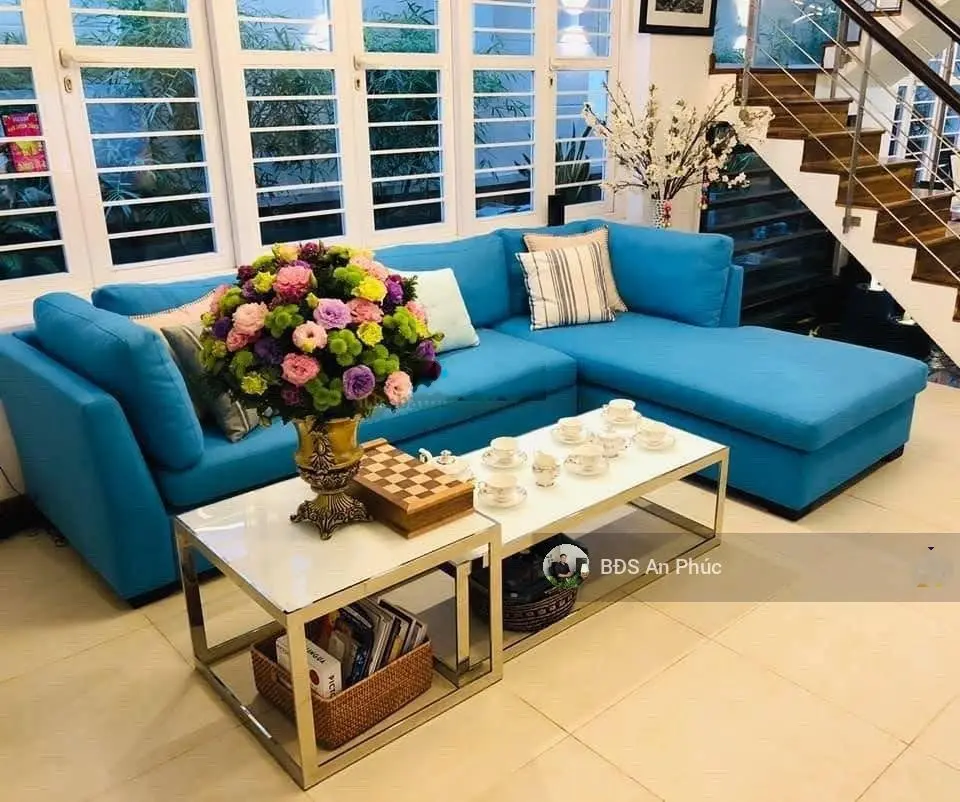 Bán biệt thự sân vườn, gần sông trong khu Thủ Đức House, P. Bình An, Q2. DT 268m - Giá chỉ 40 tỷ TL