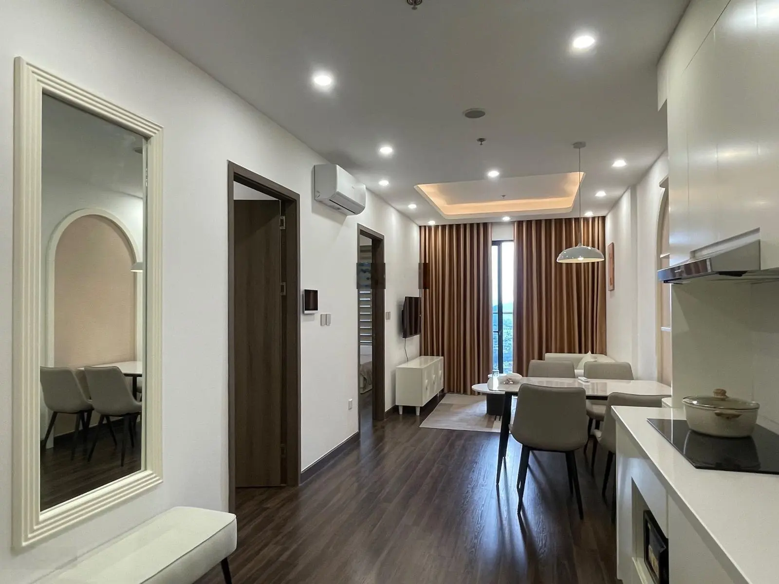 Căn 2 ngủ 70m View mặt Aeon Mall, toà Lotus, vị trí VIP mặt đường Võ Nguyên Giáp tầng 20
