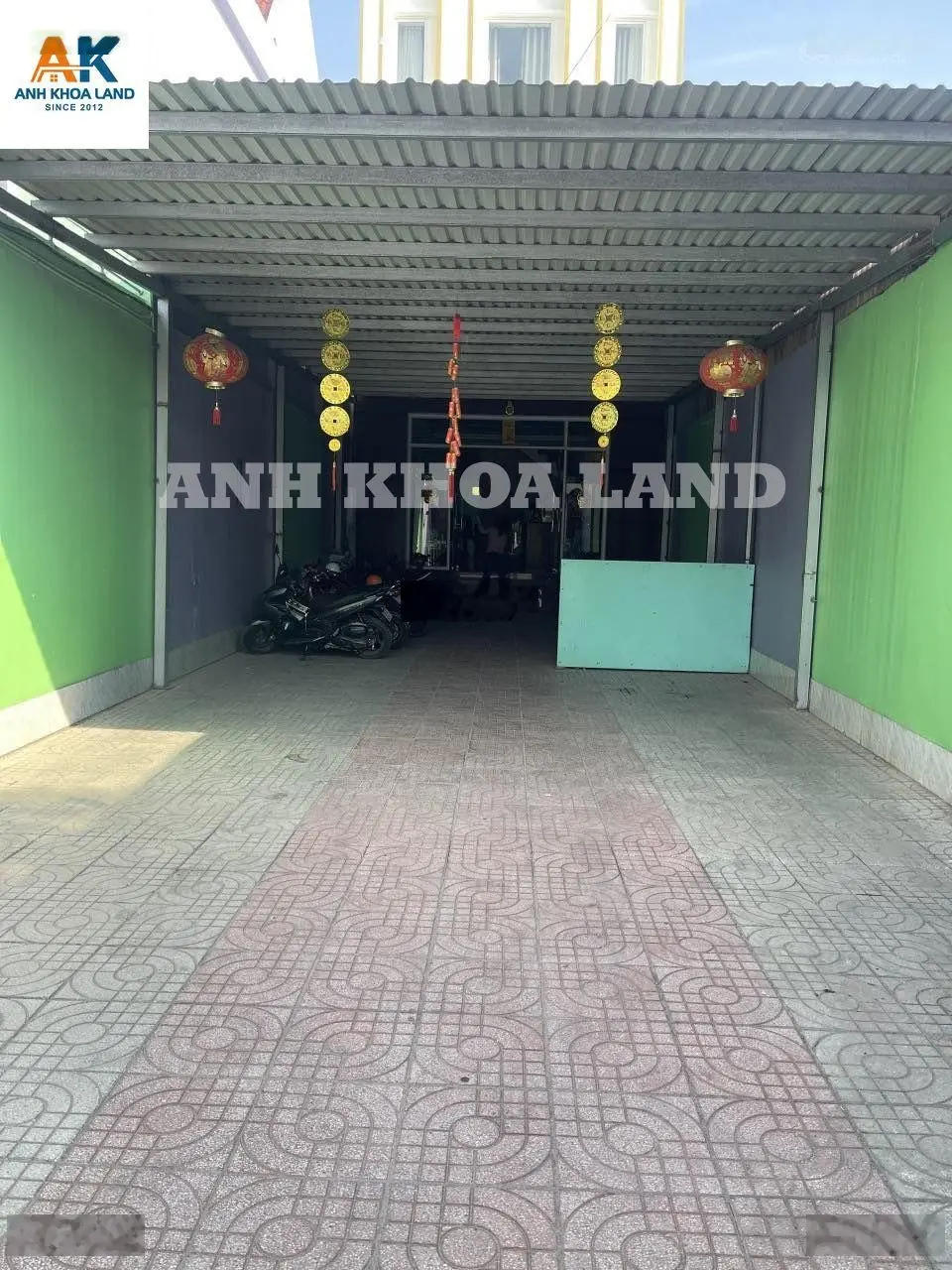 Bán khách sạn 16 phòng diện tích lớn, đang kinh doanh mặt tiền đường Nguyễn Duy Trinh, TP Thủ Đức