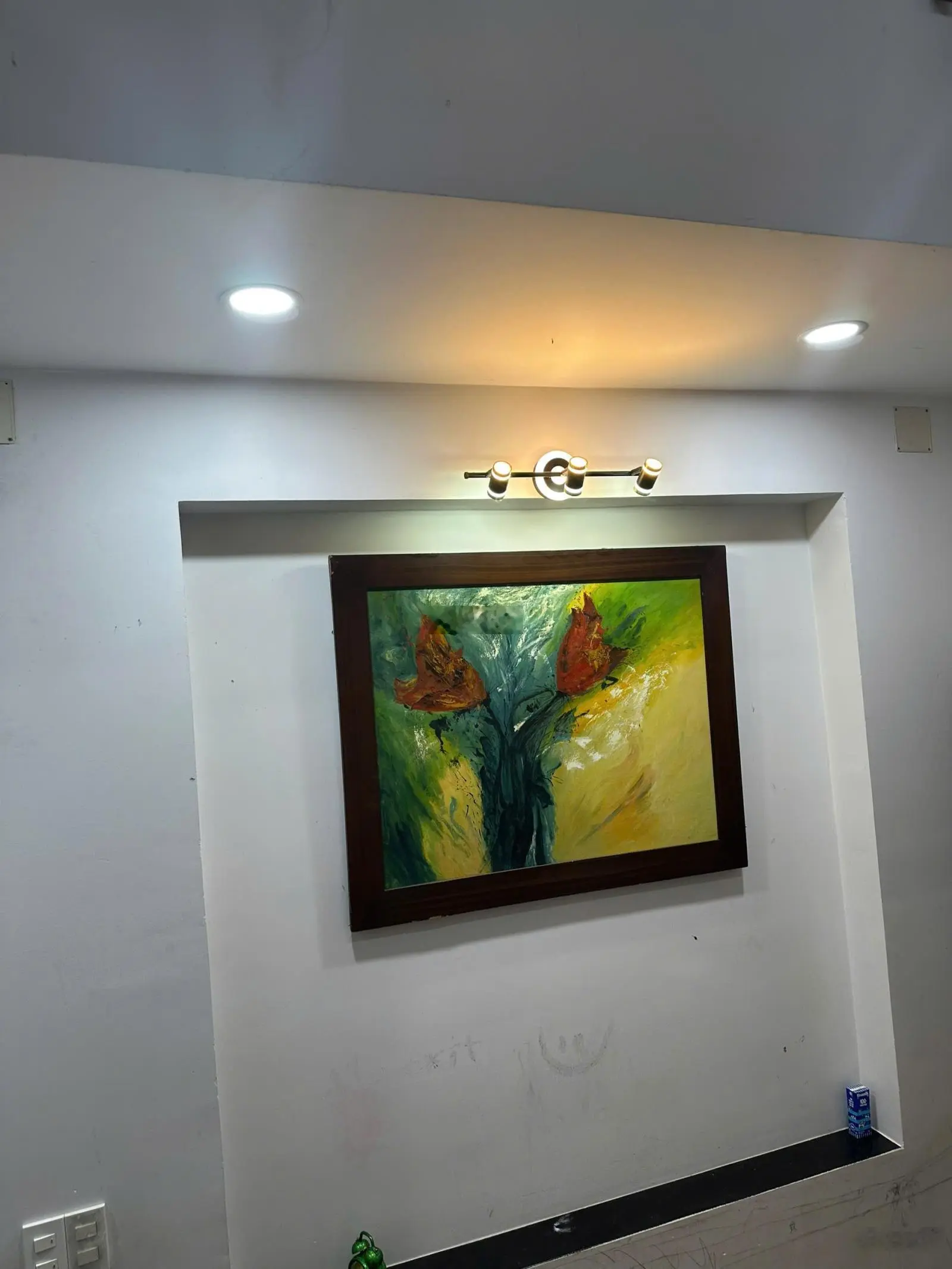 Cần bán nhà chính chủ Nguyễn Tư Giản, hẻm xung kinh doanh nhộn nhịp, nhà mới xây giá rẻ