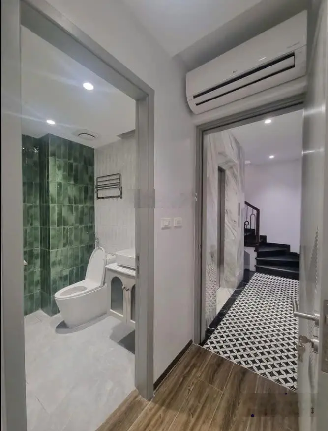 Bán nhà mới 6 tầng có thang máy Khâm Thiên trung tâm Đống Đa