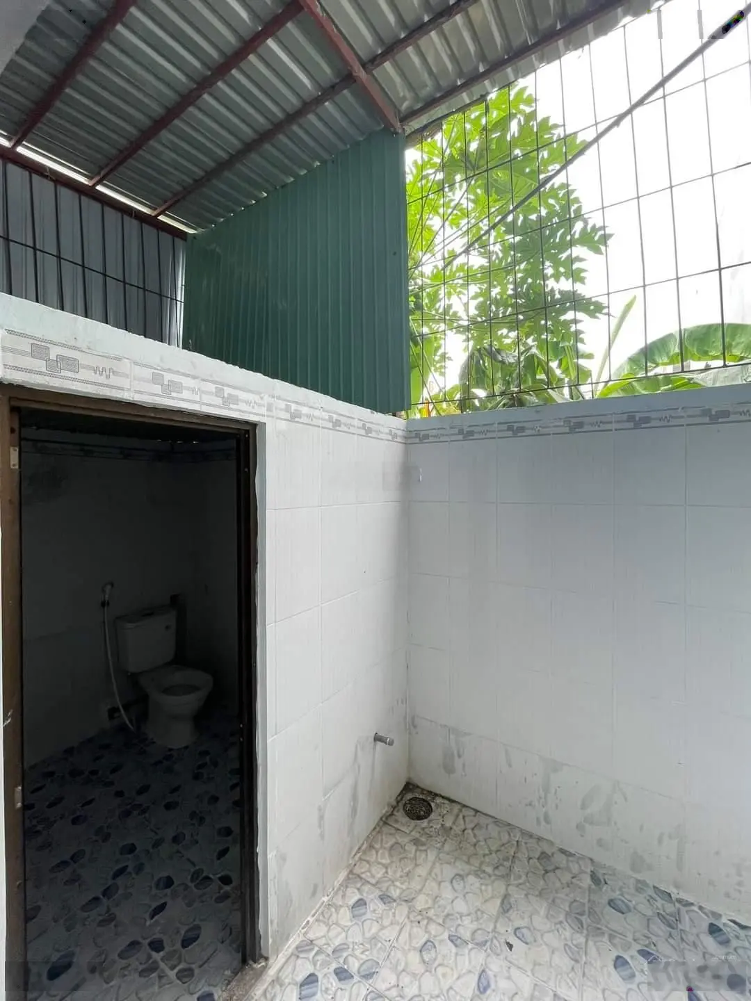 Chỉ 3 tỷ 550tr, nhà lầu trệt gần siêu thị Big C Go Dĩ An, Bình Dương. Hẻm đường Hai Bà Trưng mới