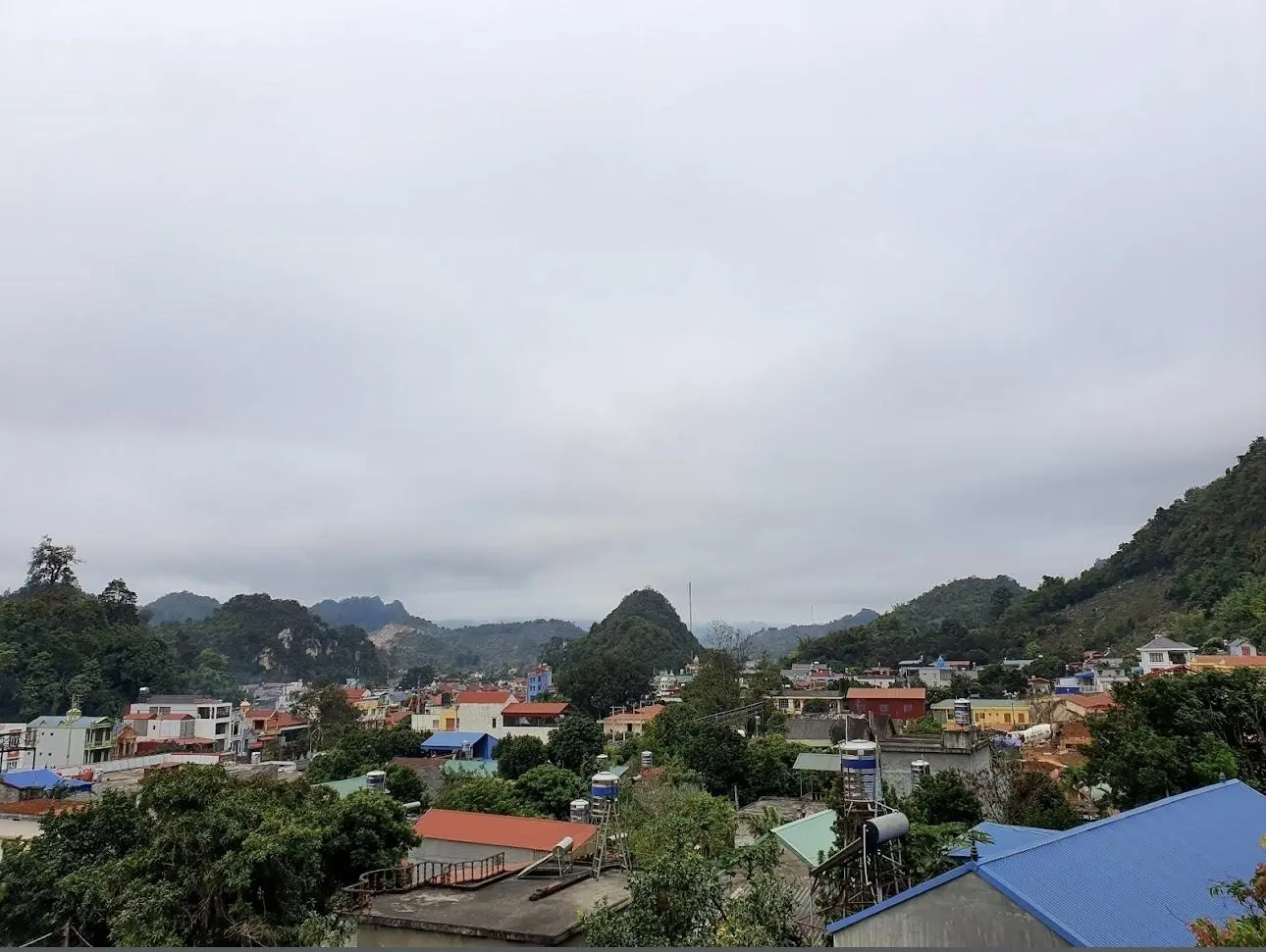 Chính chủ cần sang nhượng homestay trung tâm thị trấn mộc châu sơn la
