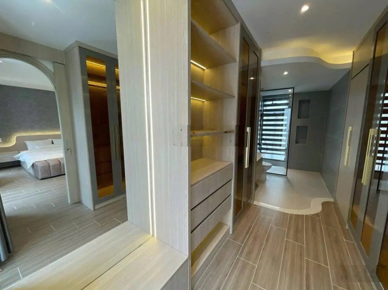Nhà đẹp 4 tầng bề thế, 80m2 ngang 5, lâm văn bền q7, dân trí cao, nội thất cực đẹp, chỉ 7.9 tỷ