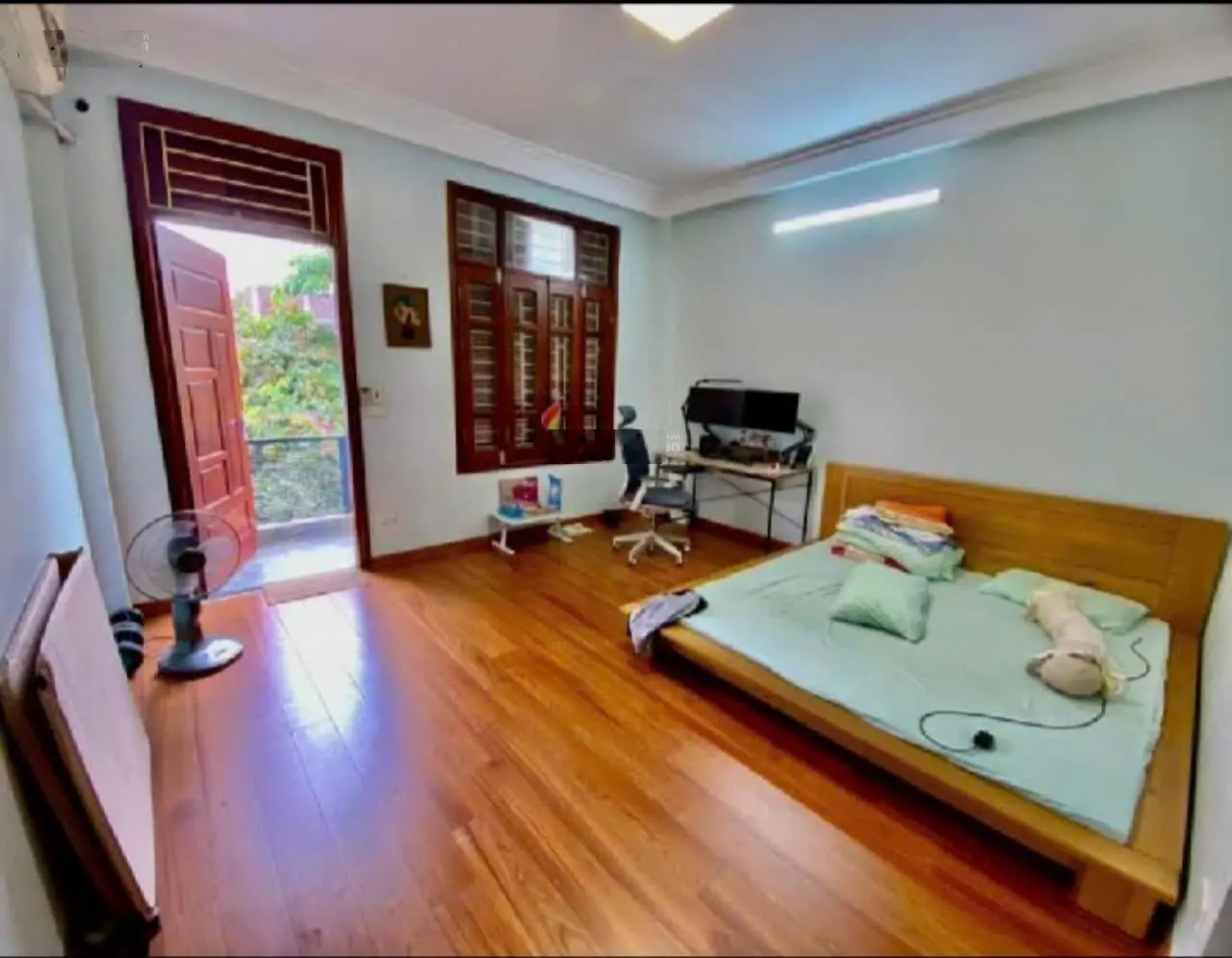 Bán nhà đẹp khu tái định cư Lai Xá, đường rộng thênh thang, DT: 72m2, nhà 5 tầng MT 4,5m, 13,5 tỷ