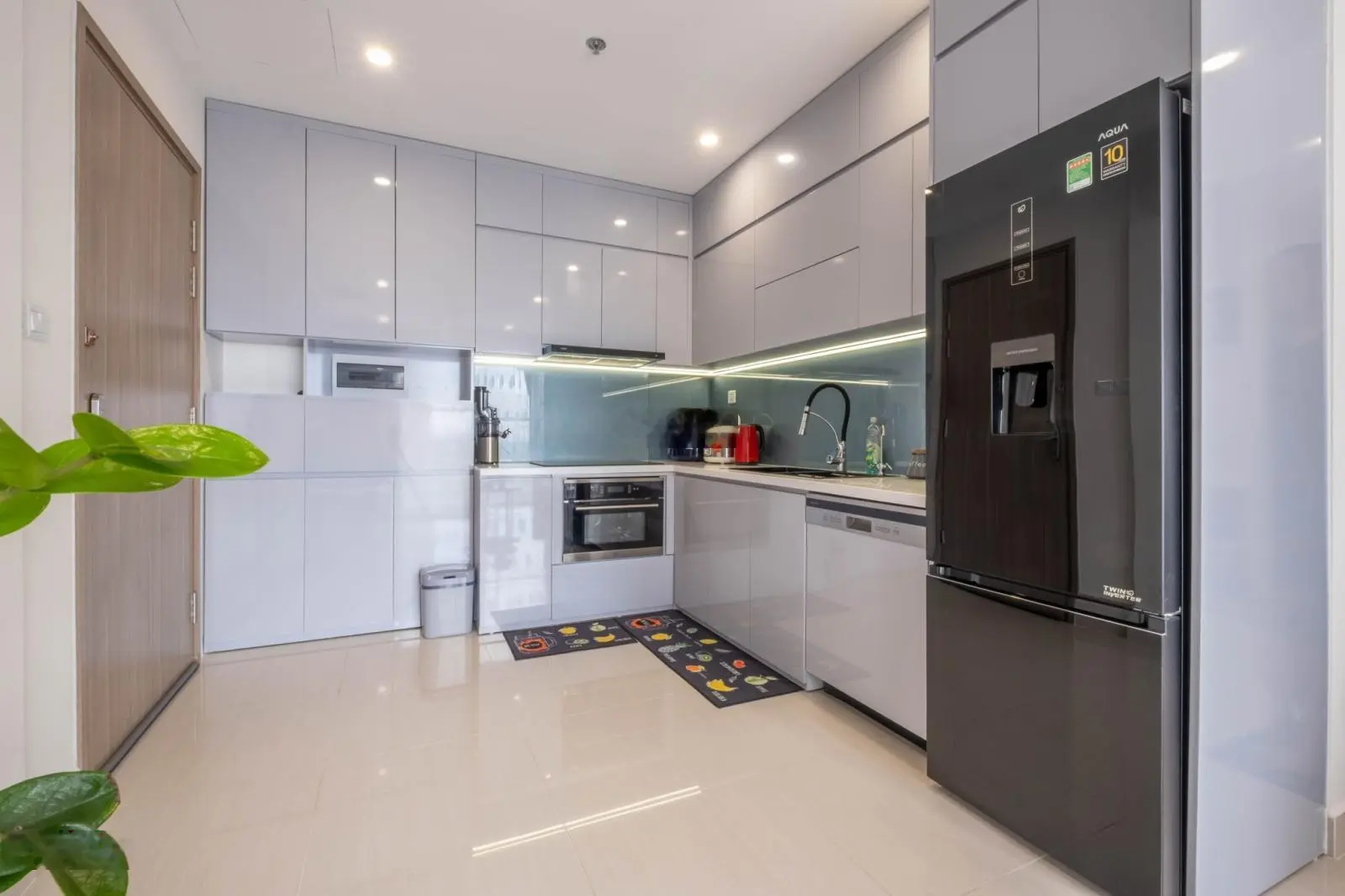 Cực Hiếm căn hộ 2PN+1 diện tích 70m2 Full nội thất giá chỉ 2,85 tỷ Tại Vinhomes Ocean Park Gia Lâm