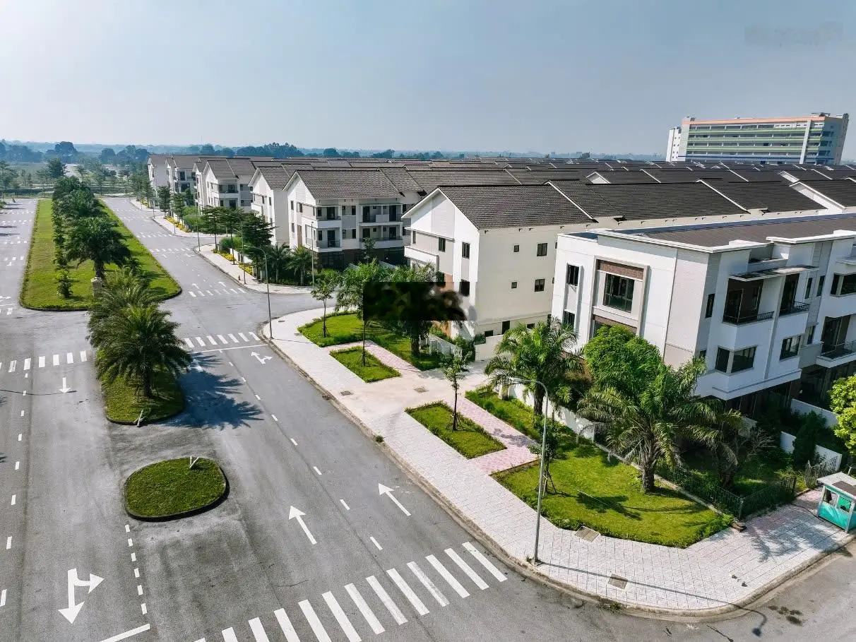 Quỹ căn nhà phố thương mại shophouse 120m2, giá F0 cuối cùng từ CĐT 7.65 tỷ. Lh: 0965 889 895