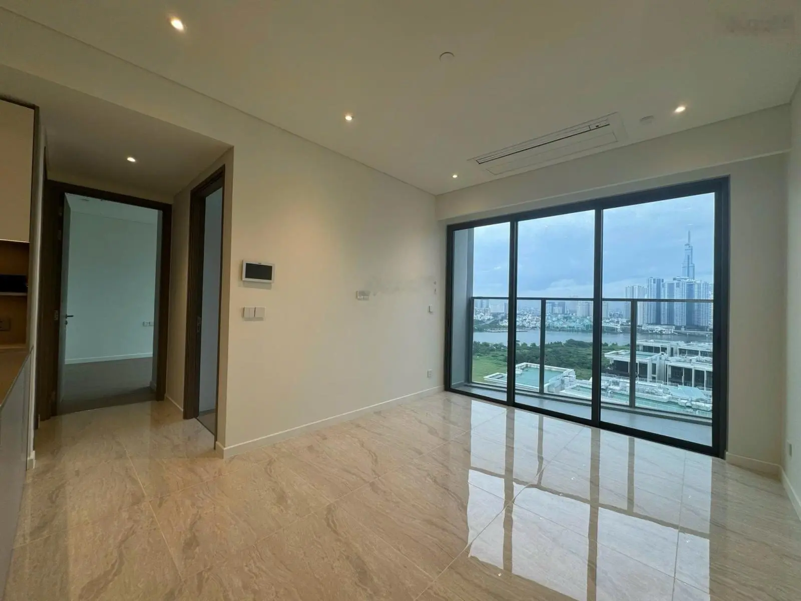 Cần bán căn hộ 2 phòng ngủ giá 16,3 tỷ tại Thủ Thiêm