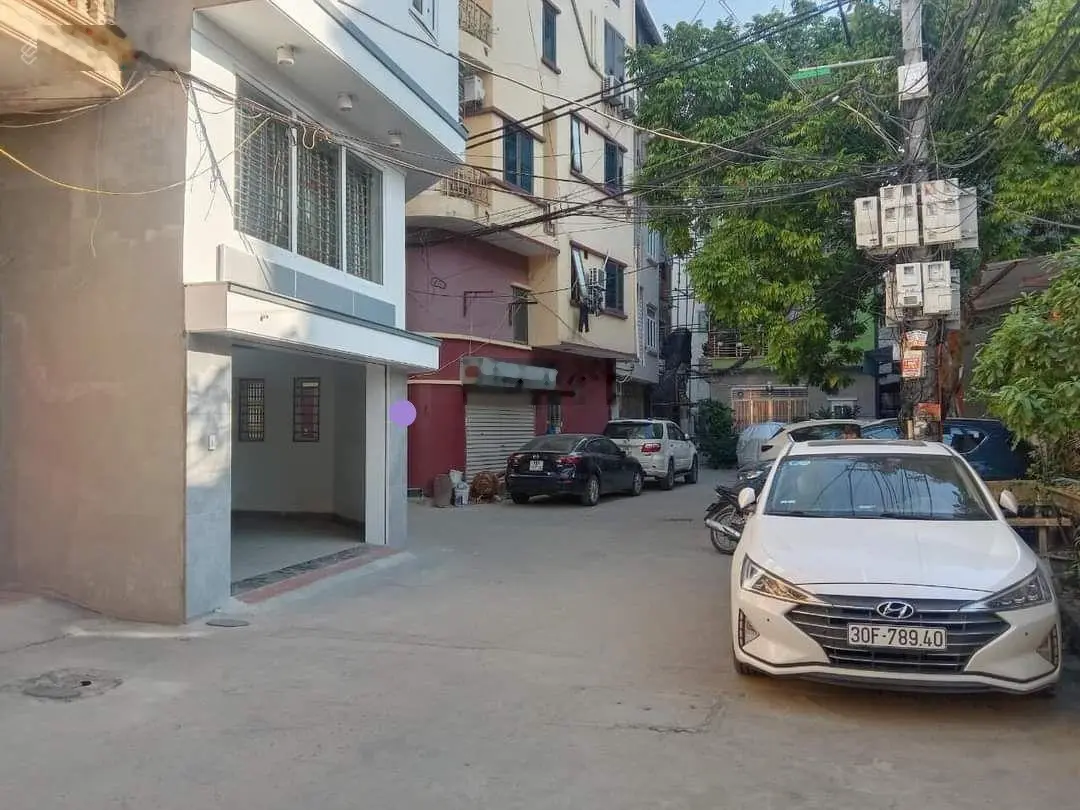 Bán Gấp nhà siêu hiếm cực víp Cầu Diễn, 68m2 x 5 tầng lô góc ô tô tránh kinh doanh sầm uất